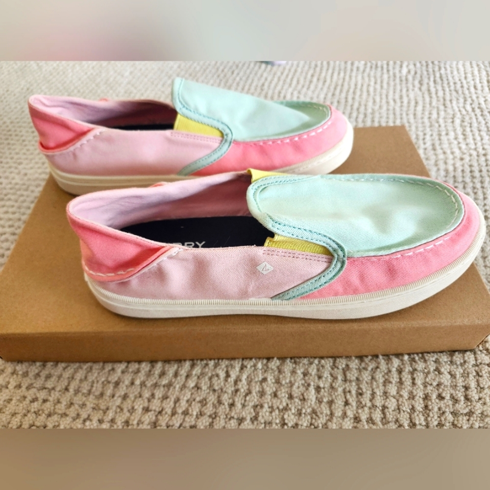 Sperry Saltie Slip-On Sneaker - Kids 5